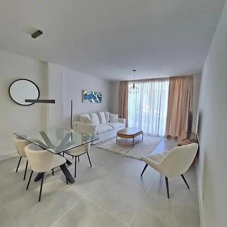 Apartment Happy Travel Jasmine Higueron